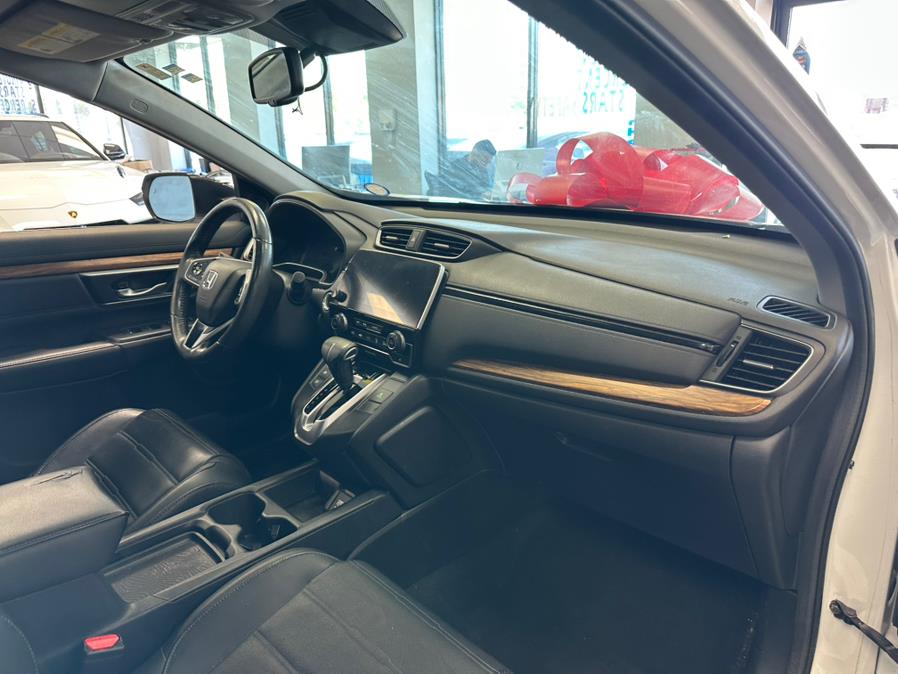2019 Honda CR-V EX-L 2WD, available for sale in Inwood, New York | 5 Towns Drive. Inwood, New York 2019 Honda CR-V EX-L 2WD, available for sale in Inwood, New York | 5 Towns Drive. Inwood, New York