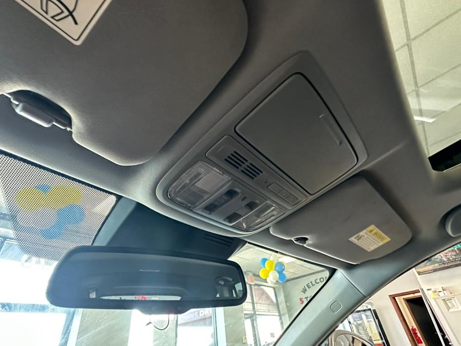 2019 Honda CR-V EX-L 2WD, available for sale in Inwood, New York | 5 Towns Drive. Inwood, New York 2019 Honda CR-V EX-L 2WD, available for sale in Inwood, New York | 5 Towns Drive. Inwood, New York