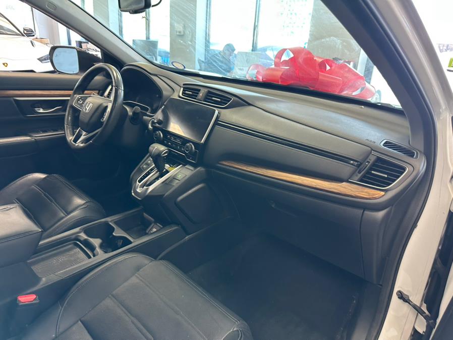 2019 Honda CR-V EX-L 2WD, available for sale in Inwood, New York | 5 Towns Drive. Inwood, New York 2019 Honda CR-V EX-L 2WD, available for sale in Inwood, New York | 5 Towns Drive. Inwood, New York