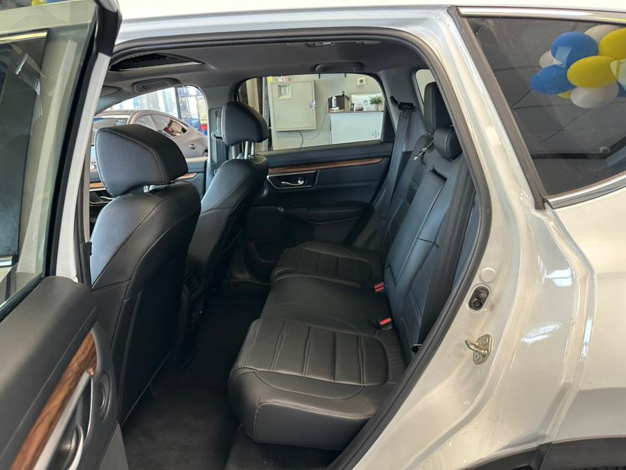 2019 Honda CR-V EX-L 2WD, available for sale in Inwood, New York | 5 Towns Drive. Inwood, New York 2019 Honda CR-V EX-L 2WD, available for sale in Inwood, New York | 5 Towns Drive. Inwood, New York