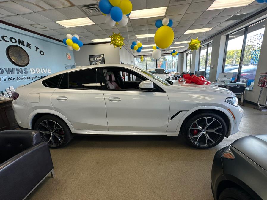 2022 BMW X6 M/Package!! xDrive40i Sports Activity Coupe, available for sale in Inwood, New York | 5 Towns Drive. Inwood, New York 2022 BMW X6 M/Package!! xDrive40i Sports Activity Coupe, available for sale in Inwood, New York | 5 Towns Drive. Inwood, New York