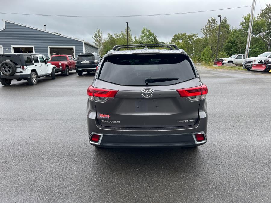 2017 Toyota Highlander Limited Platinum V6 AWD (Natl), available for sale in Bangor , Maine | Pray's Auto Sales . Bangor , Maine 2017 Toyota Highlander Limited Platinum V6 AWD (Natl), available for sale in Bangor , Maine | Pray's Auto Sales . Bangor , Maine