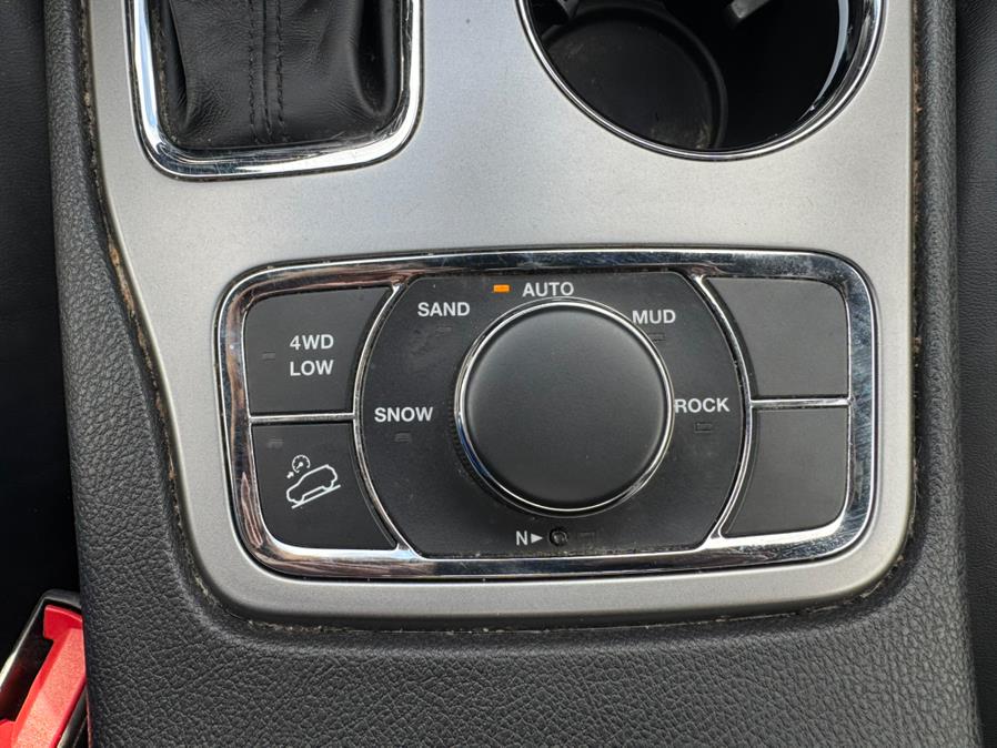 2020 Jeep Grand Cherokee Limited 4x4, available for sale in New Britain, Connecticut | Supreme Automotive. New Britain, Connecticut 2020 Jeep Grand Cherokee Limited 4x4, available for sale in New Britain, Connecticut | Supreme Automotive. New Britain, Connecticut