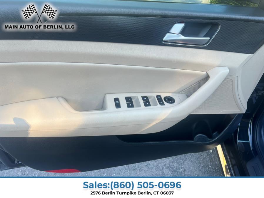2016 Hyundai Sonata 4dr Sdn 2.4L Limited PZEV, available for sale in Berlin, Connecticut | Main Auto of Berlin. Berlin, Connecticut 2016 Hyundai Sonata 4dr Sdn 2.4L Limited PZEV, available for sale in Berlin, Connecticut | Main Auto of Berlin. Berlin, Connecticut