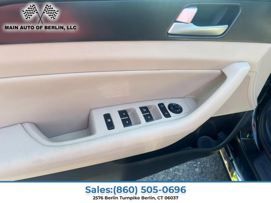 2016 Hyundai Sonata 4dr Sdn 2.4L Limited PZEV, available for sale in Berlin, Connecticut | Main Auto of Berlin. Berlin, Connecticut 2016 Hyundai Sonata 4dr Sdn 2.4L Limited PZEV, available for sale in Berlin, Connecticut | Main Auto of Berlin. Berlin, Connecticut