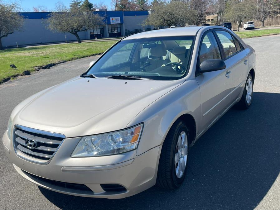 2009 Hyundai Sonata 4dr Sdn I4 Auto GLS, available for sale in East Windsor, Connecticut | STS Automotive. East Windsor, Connecticut 2009 Hyundai Sonata 4dr Sdn I4 Auto GLS, available for sale in East Windsor, Connecticut | STS Automotive. East Windsor, Connecticut