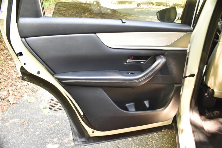 2024 Mazda Cx-90 Plug-in Hybrid Preferred AWD 4dr SUV, available for sale in Great Neck, New York | Camy Cars. Great Neck, New York 2024 Mazda Cx-90 Plug-in Hybrid Preferred AWD 4dr SUV, available for sale in Great Neck, New York | Camy Cars. Great Neck, New York