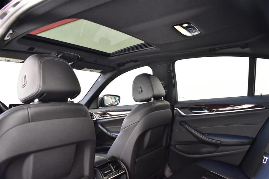 2019 BMW 5 Series 530i xDrive AWD 4dr Sedan, available for sale in Great Neck, New York | Camy Cars. Great Neck, New York 2019 BMW 5 Series 530i xDrive AWD 4dr Sedan, available for sale in Great Neck, New York | Camy Cars. Great Neck, New York