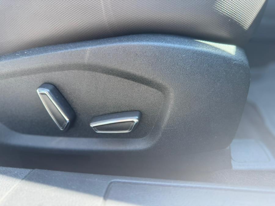 2019 Ford Fusion SE FWD, available for sale in Irvington, New Jersey | RT 603 Auto Mall. Irvington, New Jersey 2019 Ford Fusion SE FWD, available for sale in Irvington, New Jersey | RT 603 Auto Mall. Irvington, New Jersey