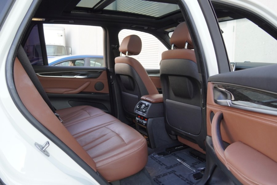2017 BMW X5 (APPLE CAR PLAY) (PANORAMIC ROOF) AMARO BROWN sDrive35i Sports Activity Vehicle, available for sale in Riverside, California | Big Timin Motors LLC. Riverside, California 2017 BMW X5 (APPLE CAR PLAY) (PANORAMIC ROOF) AMARO BROWN sDrive35i Sports Activity Vehicle, available for sale in Riverside, California | Big Timin Motors LLC. Riverside, California