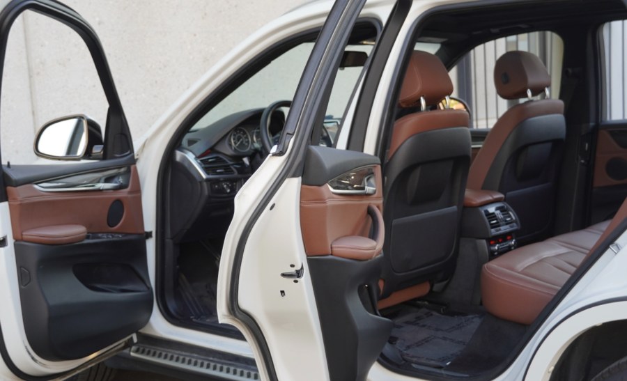 2017 BMW X5 (APPLE CAR PLAY) (PANORAMIC ROOF) AMARO BROWN sDrive35i Sports Activity Vehicle, available for sale in Riverside, California | Big Timin Motors LLC. Riverside, California 2017 BMW X5 (APPLE CAR PLAY) (PANORAMIC ROOF) AMARO BROWN sDrive35i Sports Activity Vehicle, available for sale in Riverside, California | Big Timin Motors LLC. Riverside, California