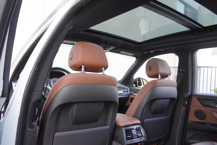 2017 BMW X5 (APPLE CAR PLAY) (PANORAMIC ROOF) AMARO BROWN sDrive35i Sports Activity Vehicle, available for sale in Riverside, California | Big Timin Motors LLC. Riverside, California 2017 BMW X5 (APPLE CAR PLAY) (PANORAMIC ROOF) AMARO BROWN sDrive35i Sports Activity Vehicle, available for sale in Riverside, California | Big Timin Motors LLC. Riverside, California