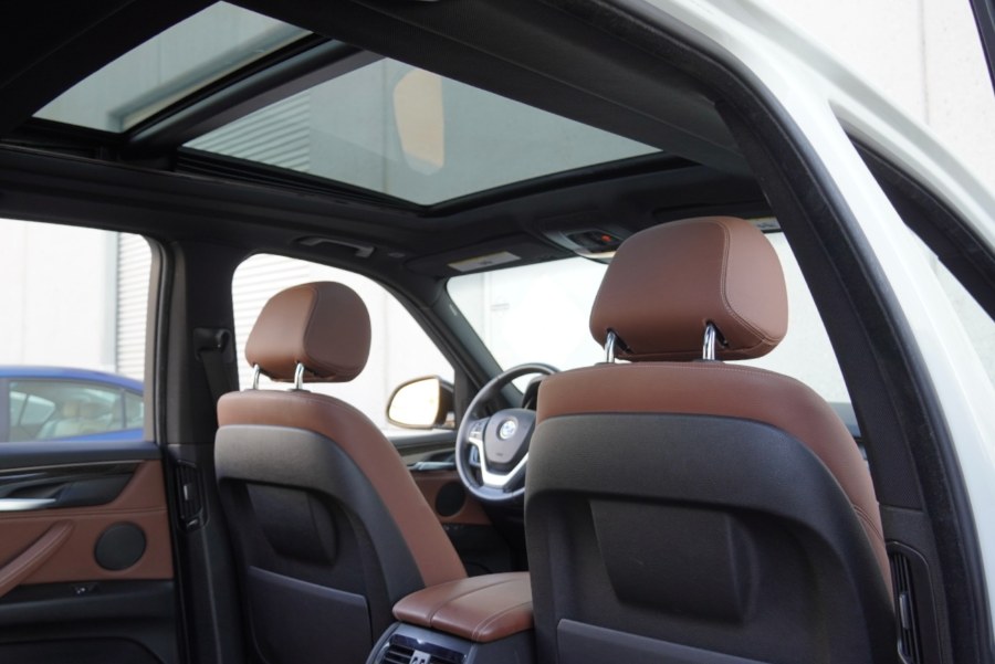 2017 BMW X5 (APPLE CAR PLAY) (PANORAMIC ROOF) AMARO BROWN sDrive35i Sports Activity Vehicle, available for sale in Riverside, California | Big Timin Motors LLC. Riverside, California 2017 BMW X5 (APPLE CAR PLAY) (PANORAMIC ROOF) AMARO BROWN sDrive35i Sports Activity Vehicle, available for sale in Riverside, California | Big Timin Motors LLC. Riverside, California