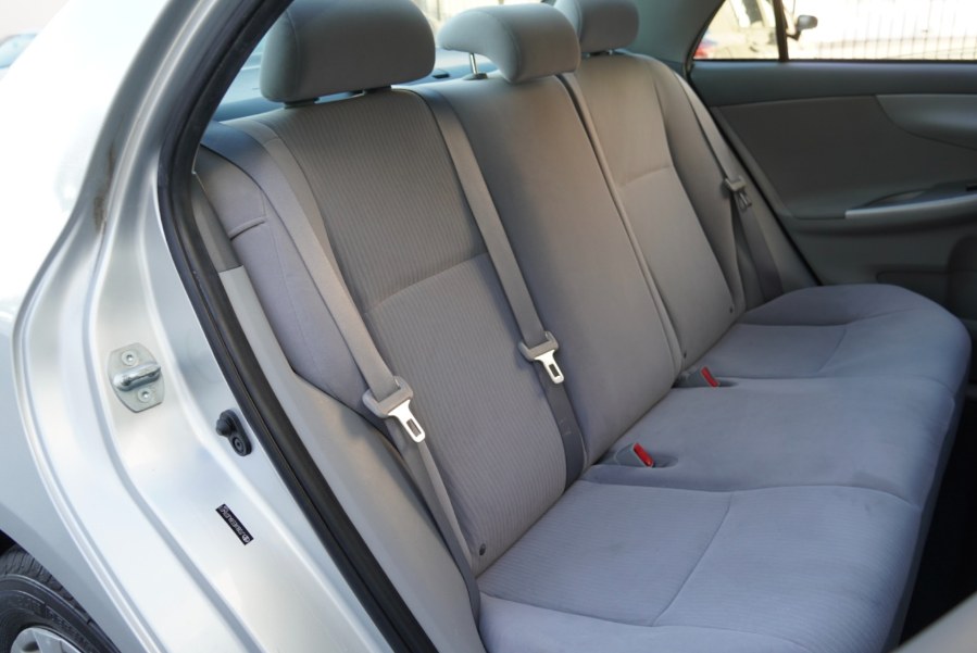 2010 Toyota Corolla LE 4dr Sdn Auto (APPLE CAR PLAY) (BLUETOOTH), available for sale in Riverside, California | Big Timin Motors LLC. Riverside, California 2010 Toyota Corolla LE 4dr Sdn Auto (APPLE CAR PLAY) (BLUETOOTH), available for sale in Riverside, California | Big Timin Motors LLC. Riverside, California