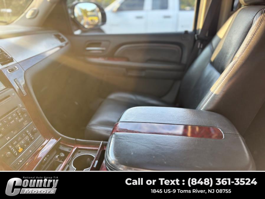 2007 Cadillac Escalade EXT AWD 4dr, available for sale in Toms River, New Jersey | Country Motors. Toms River, New Jersey 2007 Cadillac Escalade EXT AWD 4dr, available for sale in Toms River, New Jersey | Country Motors. Toms River, New Jersey