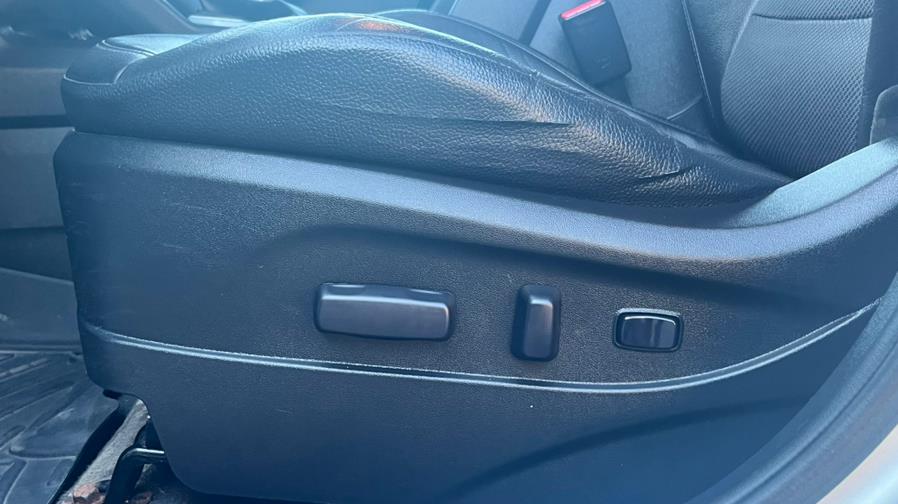2014 Hyundai Tucson AWD 4dr SE PZEV, available for sale in Springfield, Massachusetts | Jordan Auto Sales Inc. Springfield, Massachusetts 2014 Hyundai Tucson AWD 4dr SE PZEV, available for sale in Springfield, Massachusetts | Jordan Auto Sales Inc. Springfield, Massachusetts