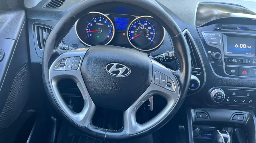 2014 Hyundai Tucson AWD 4dr SE PZEV, available for sale in Springfield, Massachusetts | Jordan Auto Sales Inc. Springfield, Massachusetts 2014 Hyundai Tucson AWD 4dr SE PZEV, available for sale in Springfield, Massachusetts | Jordan Auto Sales Inc. Springfield, Massachusetts