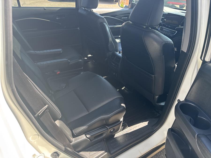 2019 Honda Pilot Elite AWD, available for sale in Milford, Connecticut | Korhan LLC DBA Superior Motors. Milford, Connecticut 2019 Honda Pilot Elite AWD, available for sale in Milford, Connecticut | Korhan LLC DBA Superior Motors. Milford, Connecticut