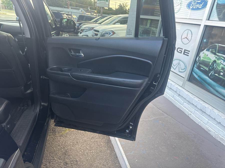 2017 Honda Pilot Elite AWD, available for sale in Milford, Connecticut | Korhan LLC DBA Superior Motors. Milford, Connecticut 2017 Honda Pilot Elite AWD, available for sale in Milford, Connecticut | Korhan LLC DBA Superior Motors. Milford, Connecticut