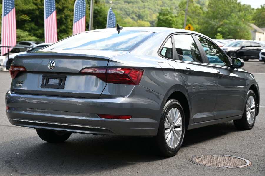 2020 Volkswagen Jetta SE Auto, available for sale in Waterbury, Connecticut | Highline Car Connection. Waterbury, Connecticut 2020 Volkswagen Jetta SE Auto, available for sale in Waterbury, Connecticut | Highline Car Connection. Waterbury, Connecticut