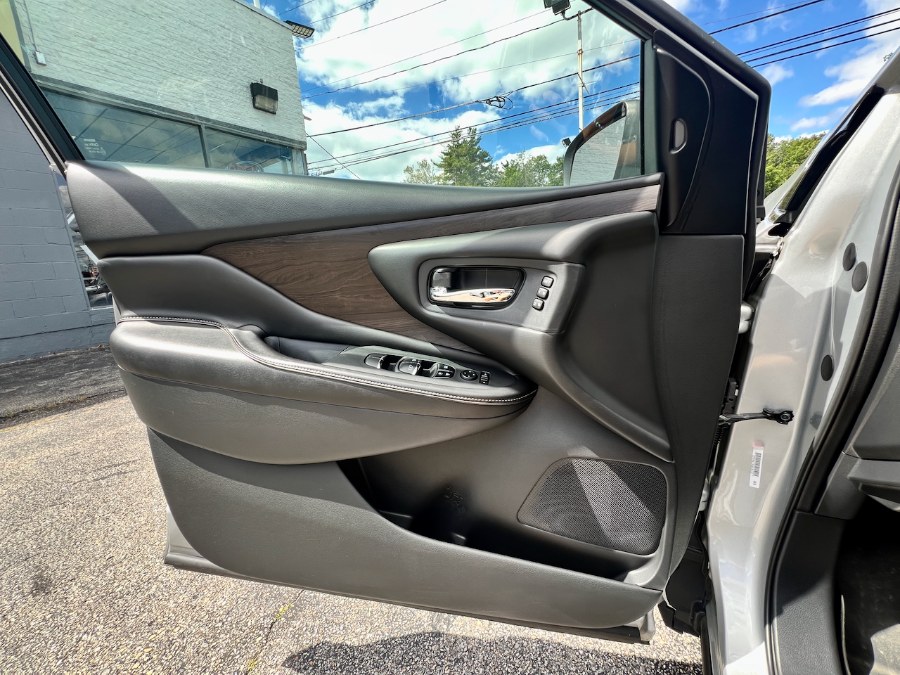 2019 Nissan Murano AWD Platinum, available for sale in Manchester, New Hampshire | Second Street Auto Sales Inc. Manchester, New Hampshire 2019 Nissan Murano AWD Platinum, available for sale in Manchester, New Hampshire | Second Street Auto Sales Inc. Manchester, New Hampshire