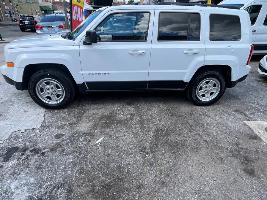 2016 Jeep Patriot FWD 4dr Sport, available for sale in Corona, New York | Raymonds Cars Inc. Corona, New York 2016 Jeep Patriot FWD 4dr Sport, available for sale in Corona, New York | Raymonds Cars Inc. Corona, New York
