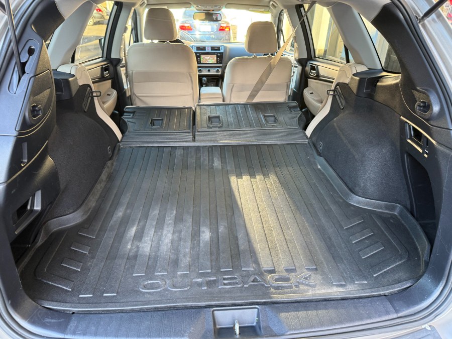 2015 Subaru Outback 4dr Wgn 2.5i Premium PZEV, available for sale in Bristol, Connecticut | Bristol Auto Center LLC. Bristol, Connecticut 2015 Subaru Outback 4dr Wgn 2.5i Premium PZEV, available for sale in Bristol, Connecticut | Bristol Auto Center LLC. Bristol, Connecticut
