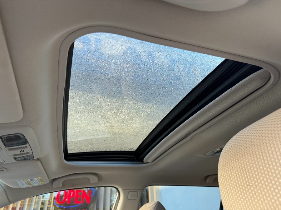 2015 Subaru Outback 4dr Wgn 2.5i Premium PZEV, available for sale in Bristol, Connecticut | Bristol Auto Center LLC. Bristol, Connecticut 2015 Subaru Outback 4dr Wgn 2.5i Premium PZEV, available for sale in Bristol, Connecticut | Bristol Auto Center LLC. Bristol, Connecticut