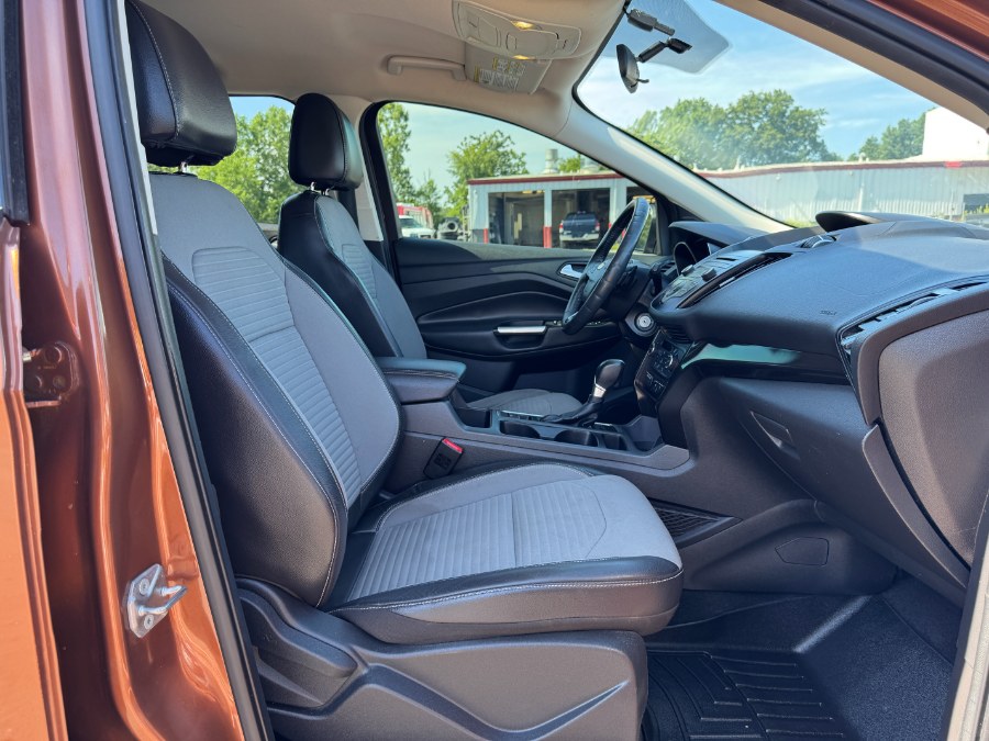 2017 Ford Escape SE FWD, available for sale in Ortonville, Michigan | Marsh Auto Sales LLC. Ortonville, Michigan 2017 Ford Escape SE FWD, available for sale in Ortonville, Michigan | Marsh Auto Sales LLC. Ortonville, Michigan