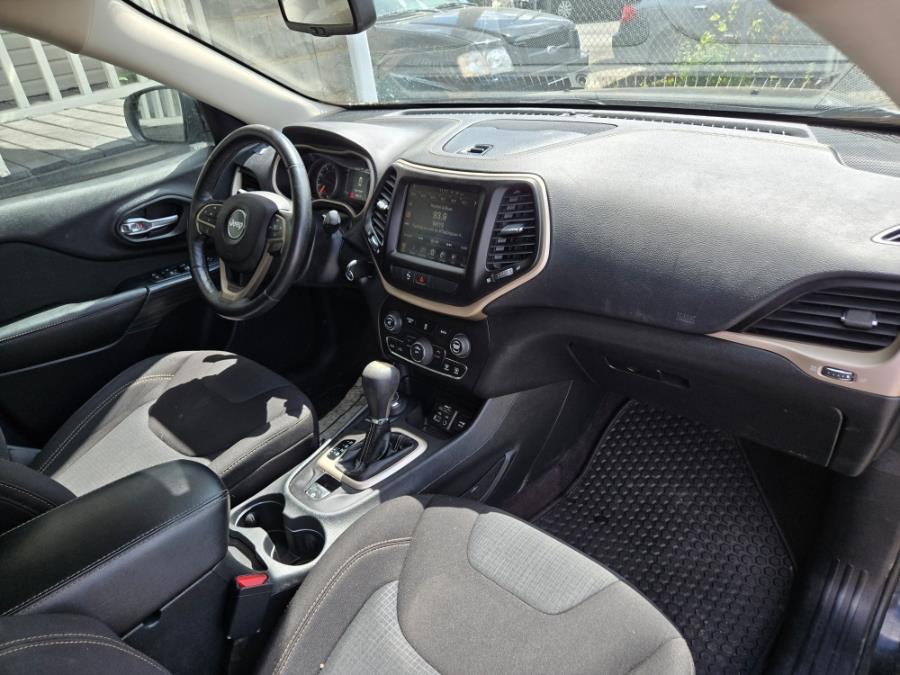 2016 Jeep Cherokee 4WD 4dr Altitude *Ltd Avail*, available for sale in Temple Hills, Maryland | Temple Hills Used Car. Temple Hills, Maryland 2016 Jeep Cherokee 4WD 4dr Altitude *Ltd Avail*, available for sale in Temple Hills, Maryland | Temple Hills Used Car. Temple Hills, Maryland