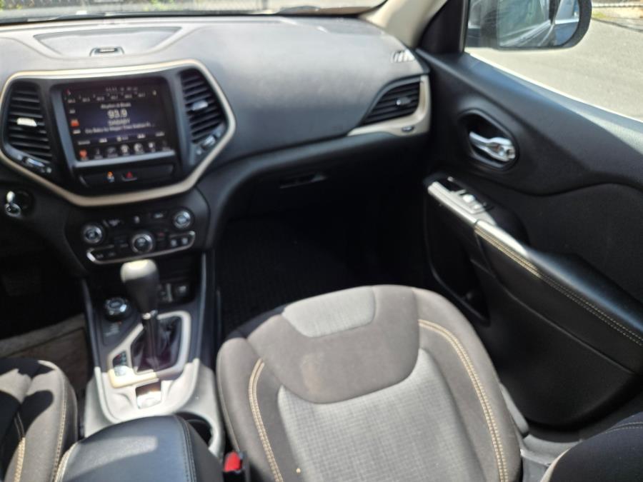 2016 Jeep Cherokee 4WD 4dr Altitude *Ltd Avail*, available for sale in Temple Hills, Maryland | Temple Hills Used Car. Temple Hills, Maryland 2016 Jeep Cherokee 4WD 4dr Altitude *Ltd Avail*, available for sale in Temple Hills, Maryland | Temple Hills Used Car. Temple Hills, Maryland