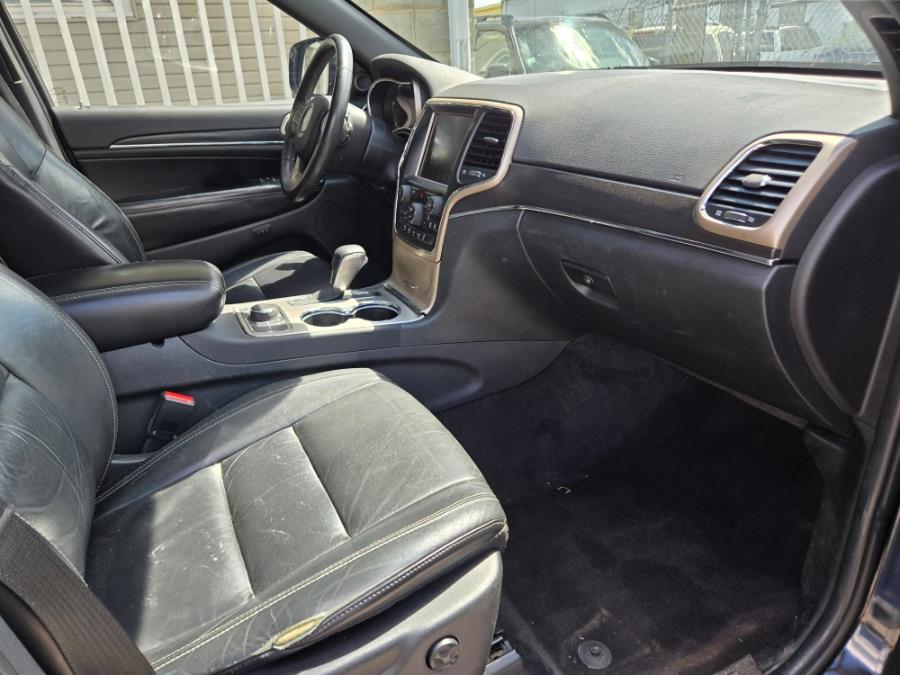 2016 Jeep Grand Cherokee 4WD 4dr Limited, available for sale in Temple Hills, Maryland | Temple Hills Used Car. Temple Hills, Maryland 2016 Jeep Grand Cherokee 4WD 4dr Limited, available for sale in Temple Hills, Maryland | Temple Hills Used Car. Temple Hills, Maryland