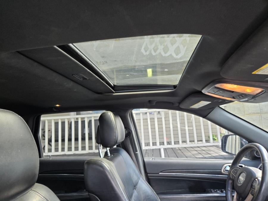 2016 Jeep Grand Cherokee 4WD 4dr Limited, available for sale in Temple Hills, Maryland | Temple Hills Used Car. Temple Hills, Maryland 2016 Jeep Grand Cherokee 4WD 4dr Limited, available for sale in Temple Hills, Maryland | Temple Hills Used Car. Temple Hills, Maryland