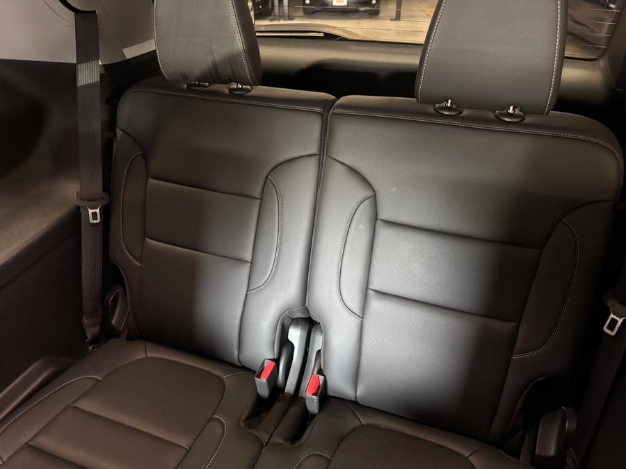 2023 GMC Acadia AWD 4dr SLT, available for sale in West Babylon , New York | MP Motors Inc. West Babylon , New York 2023 GMC Acadia AWD 4dr SLT, available for sale in West Babylon , New York | MP Motors Inc. West Babylon , New York