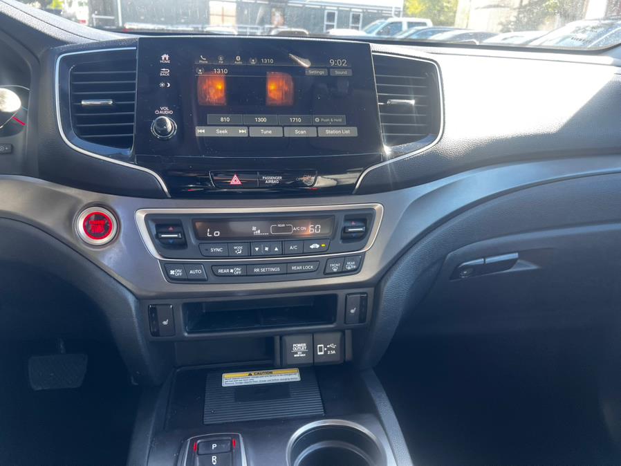 2021 Honda Pilot Special Edition AWD, available for sale in Worcester, Massachusetts | Sophia's Auto Sales Inc. Worcester, Massachusetts 2021 Honda Pilot Special Edition AWD, available for sale in Worcester, Massachusetts | Sophia's Auto Sales Inc. Worcester, Massachusetts