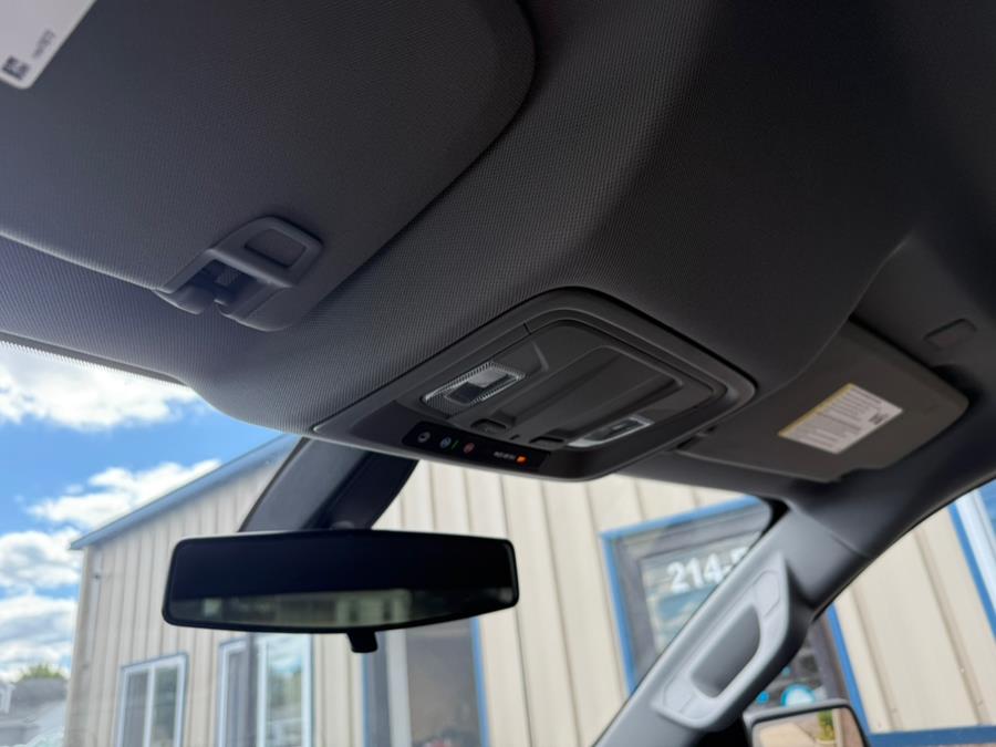 2019 GMC Sierra 1500 4WD Double Cab 147", available for sale in East Windsor, Connecticut | Century Auto And Truck. East Windsor, Connecticut 2019 GMC Sierra 1500 4WD Double Cab 147", available for sale in East Windsor, Connecticut | Century Auto And Truck. East Windsor, Connecticut