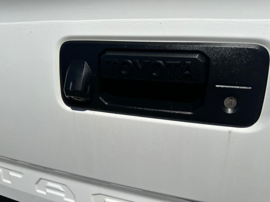 2019 Toyota Tacoma 4WD SR Access Cab 6'' Bed I4 AT (Natl), available for sale in South Windsor, Connecticut | Mike And Tony Auto Sales, Inc. South Windsor, Connecticut 2019 Toyota Tacoma 4WD SR Access Cab 6'' Bed I4 AT (Natl), available for sale in South Windsor, Connecticut | Mike And Tony Auto Sales, Inc. South Windsor, Connecticut