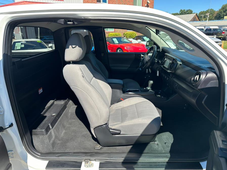 2019 Toyota Tacoma 4WD SR Access Cab 6'' Bed I4 AT (Natl), available for sale in South Windsor, Connecticut | Mike And Tony Auto Sales, Inc. South Windsor, Connecticut 2019 Toyota Tacoma 4WD SR Access Cab 6'' Bed I4 AT (Natl), available for sale in South Windsor, Connecticut | Mike And Tony Auto Sales, Inc. South Windsor, Connecticut