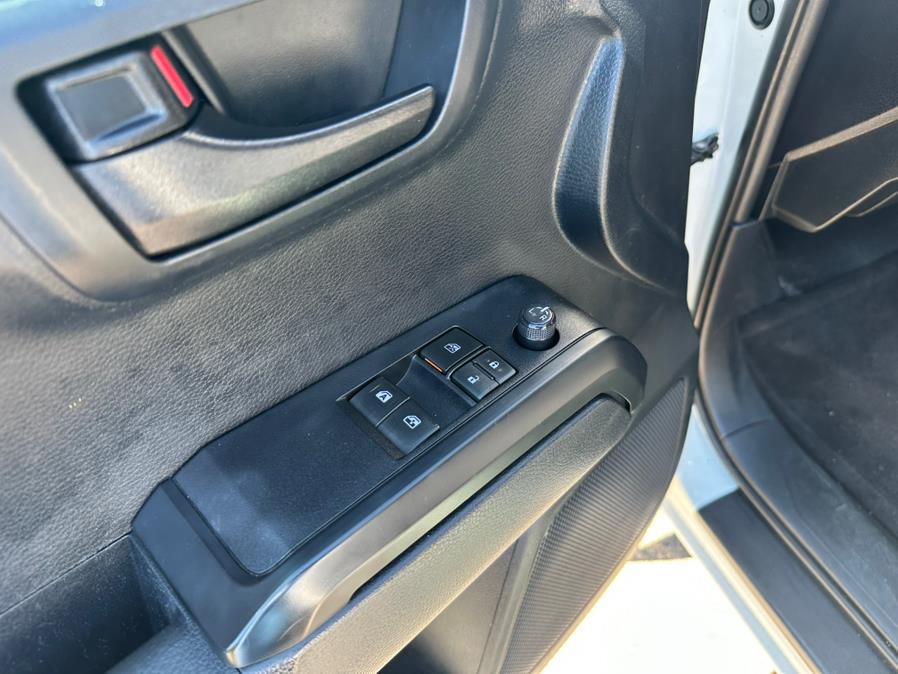 2019 Toyota Tacoma 4WD SR Access Cab 6'' Bed I4 AT (Natl), available for sale in South Windsor, Connecticut | Mike And Tony Auto Sales, Inc. South Windsor, Connecticut 2019 Toyota Tacoma 4WD SR Access Cab 6'' Bed I4 AT (Natl), available for sale in South Windsor, Connecticut | Mike And Tony Auto Sales, Inc. South Windsor, Connecticut