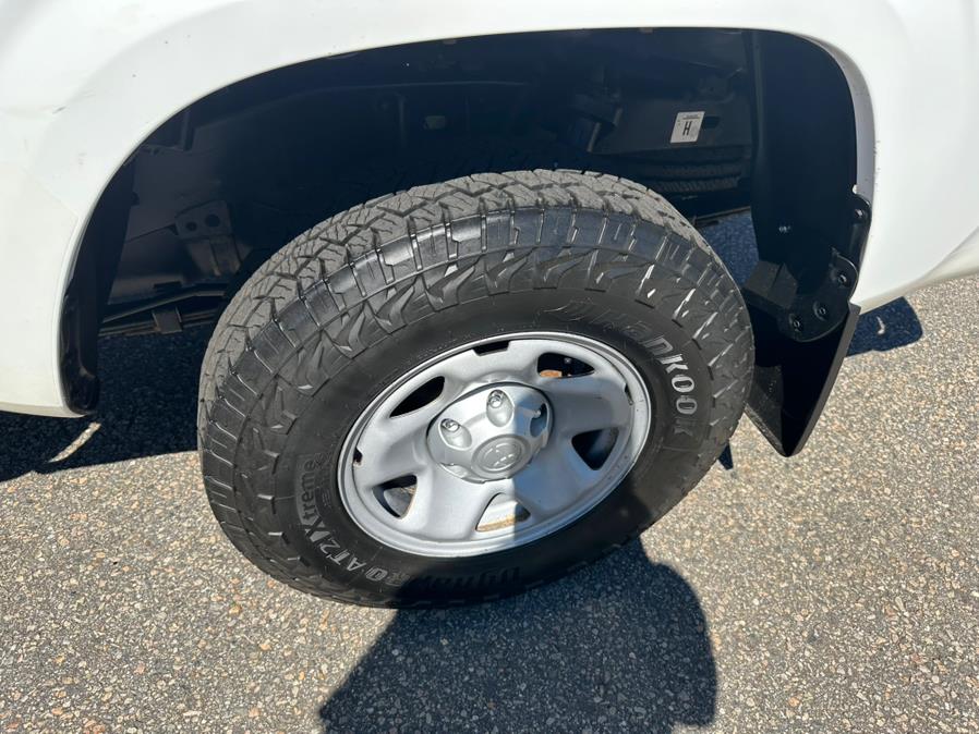 2019 Toyota Tacoma 4WD SR Access Cab 6'' Bed I4 AT (Natl), available for sale in South Windsor, Connecticut | Mike And Tony Auto Sales, Inc. South Windsor, Connecticut 2019 Toyota Tacoma 4WD SR Access Cab 6'' Bed I4 AT (Natl), available for sale in South Windsor, Connecticut | Mike And Tony Auto Sales, Inc. South Windsor, Connecticut
