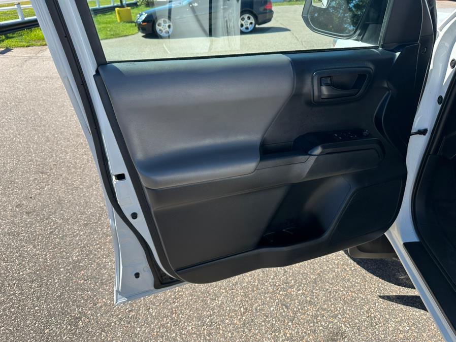 2019 Toyota Tacoma 4WD SR Access Cab 6'' Bed I4 AT (Natl), available for sale in South Windsor, Connecticut | Mike And Tony Auto Sales, Inc. South Windsor, Connecticut 2019 Toyota Tacoma 4WD SR Access Cab 6'' Bed I4 AT (Natl), available for sale in South Windsor, Connecticut | Mike And Tony Auto Sales, Inc. South Windsor, Connecticut