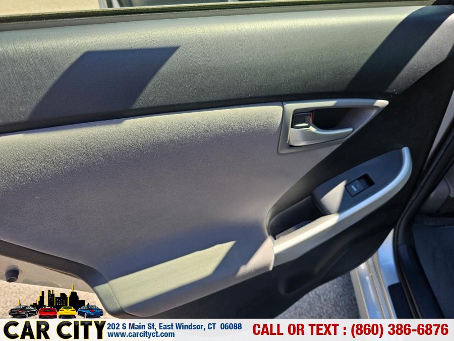 2014 Toyota Prius Plug-In 5dr HB (Natl), available for sale in East Windsor, Connecticut | Car City LLC. East Windsor, Connecticut 2014 Toyota Prius Plug-In 5dr HB (Natl), available for sale in East Windsor, Connecticut | Car City LLC. East Windsor, Connecticut