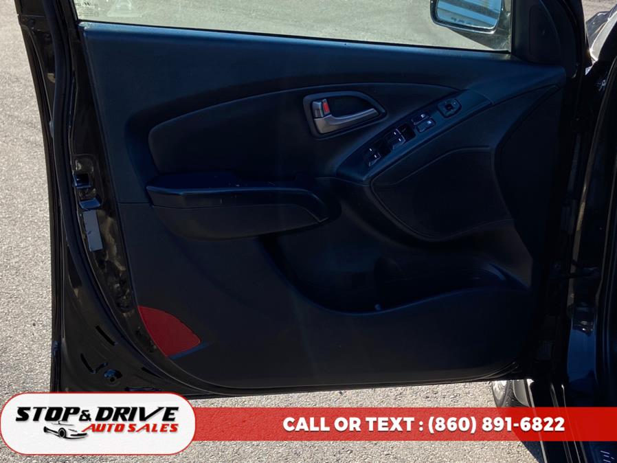 2015 Hyundai Tucson AWD 4dr Limited PZEV, available for sale in East Windsor, Connecticut | Stop & Drive Auto Sales. East Windsor, Connecticut 2015 Hyundai Tucson AWD 4dr Limited PZEV, available for sale in East Windsor, Connecticut | Stop & Drive Auto Sales. East Windsor, Connecticut