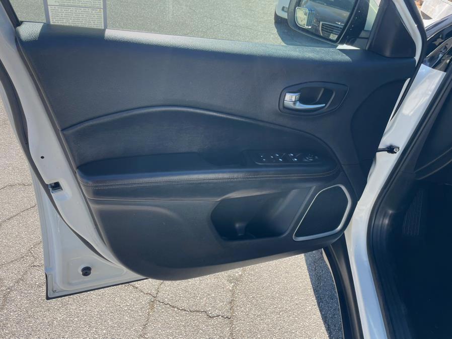 2020 Jeep Compass Limited FWD, available for sale in Hawaiian Gardens, California | Luxe Motors. Hawaiian Gardens, California 2020 Jeep Compass Limited FWD, available for sale in Hawaiian Gardens, California | Luxe Motors. Hawaiian Gardens, California