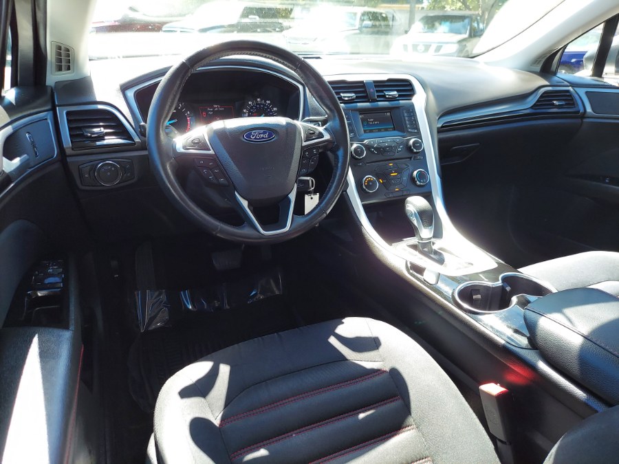 2016 Ford Fusion 4dr Sdn SE FWD, available for sale in East Windsor, Connecticut | United Auto Sales of E Windsor, Inc. East Windsor, Connecticut 2016 Ford Fusion 4dr Sdn SE FWD, available for sale in East Windsor, Connecticut | United Auto Sales of E Windsor, Inc. East Windsor, Connecticut