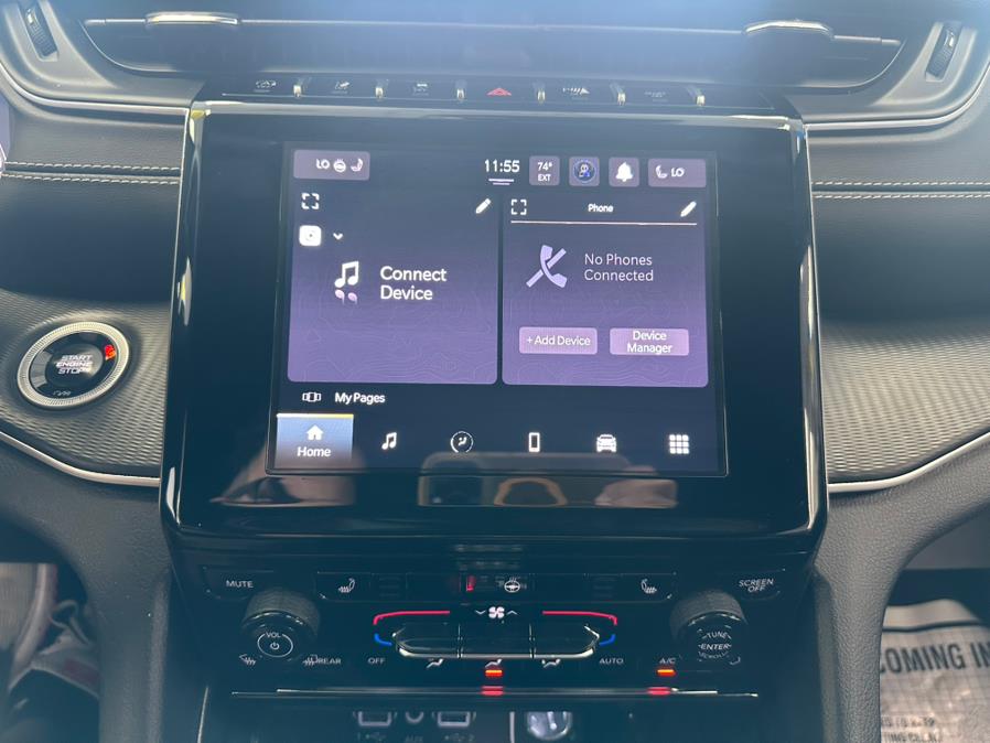 2024 Jeep Grand Cherokee L Altitude 4x4, available for sale in Inwood, New York | 5 Towns Drive. Inwood, New York 2024 Jeep Grand Cherokee L Altitude 4x4, available for sale in Inwood, New York | 5 Towns Drive. Inwood, New York