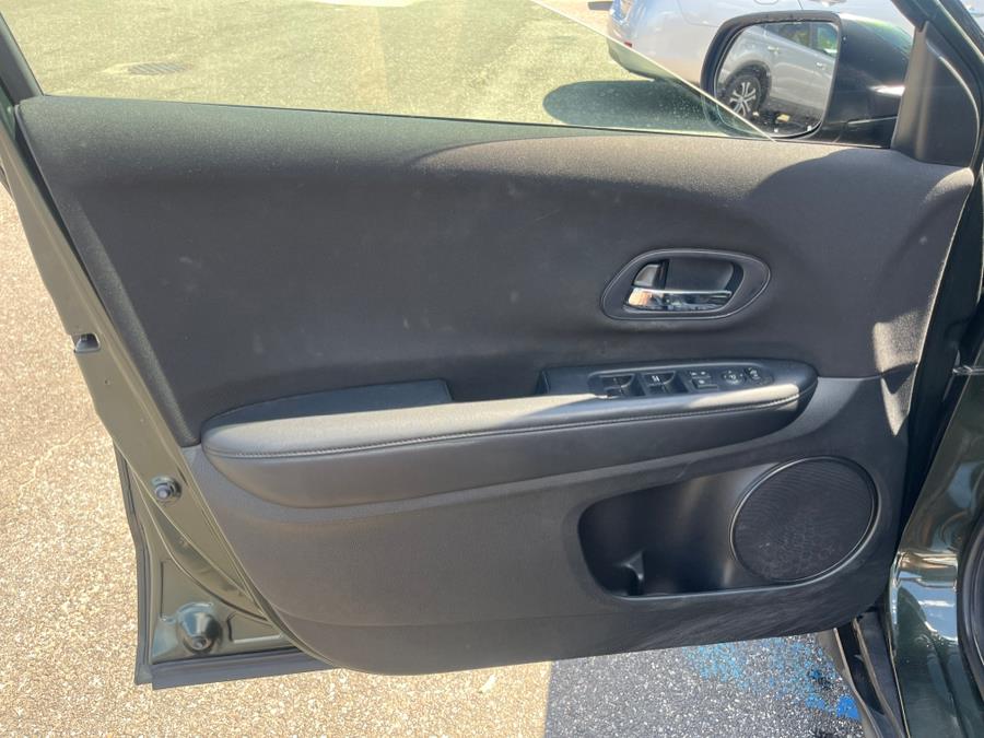 2018 Honda HR-V LX AWD CVT CLEAN CARFAX!!!, available for sale in Elmont, New York | Sunrise of Elmont. Elmont, New York 2018 Honda HR-V LX AWD CVT CLEAN CARFAX!!!, available for sale in Elmont, New York | Sunrise of Elmont. Elmont, New York