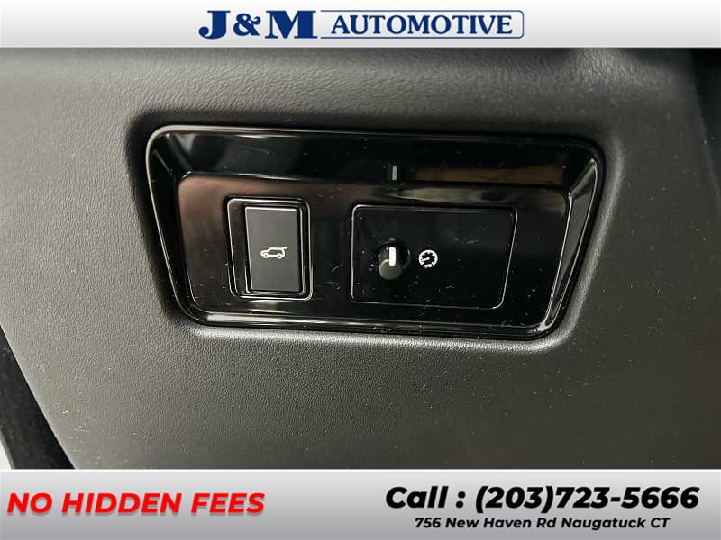 2018 Jaguar F-pace 25t Premium, available for sale in Naugatuck, Connecticut | J&M Automotive Sls&Svc LLC. Naugatuck, Connecticut 2018 Jaguar F-pace 25t Premium, available for sale in Naugatuck, Connecticut | J&M Automotive Sls&Svc LLC. Naugatuck, Connecticut