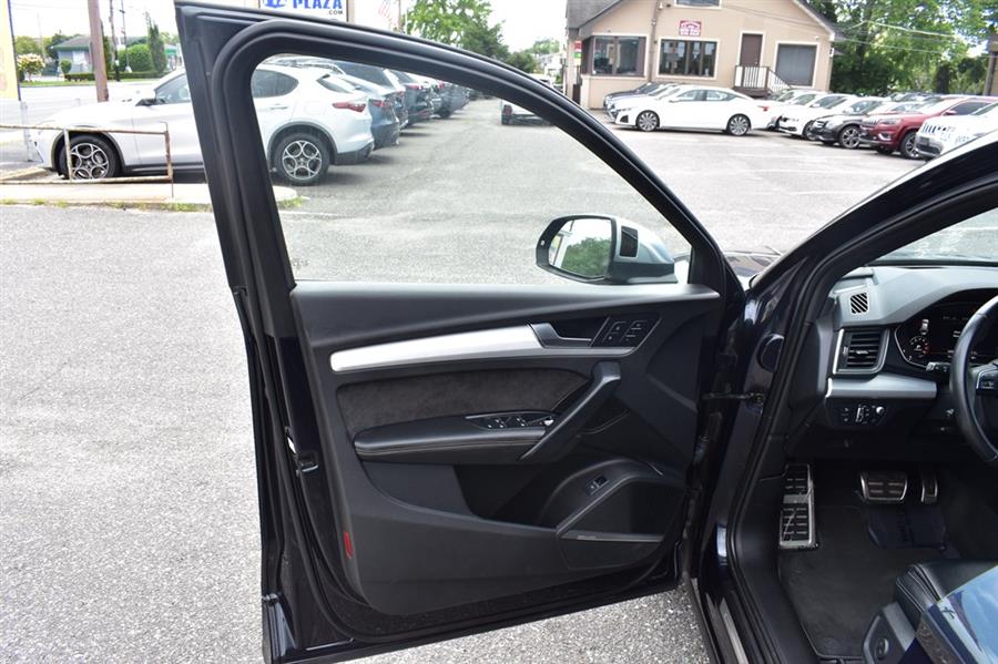 2018 Audi Sq5 PRESTIGE, available for sale in Patchogue, New York | 112 Auto Plaza. Patchogue, New York 2018 Audi Sq5 PRESTIGE, available for sale in Patchogue, New York | 112 Auto Plaza. Patchogue, New York