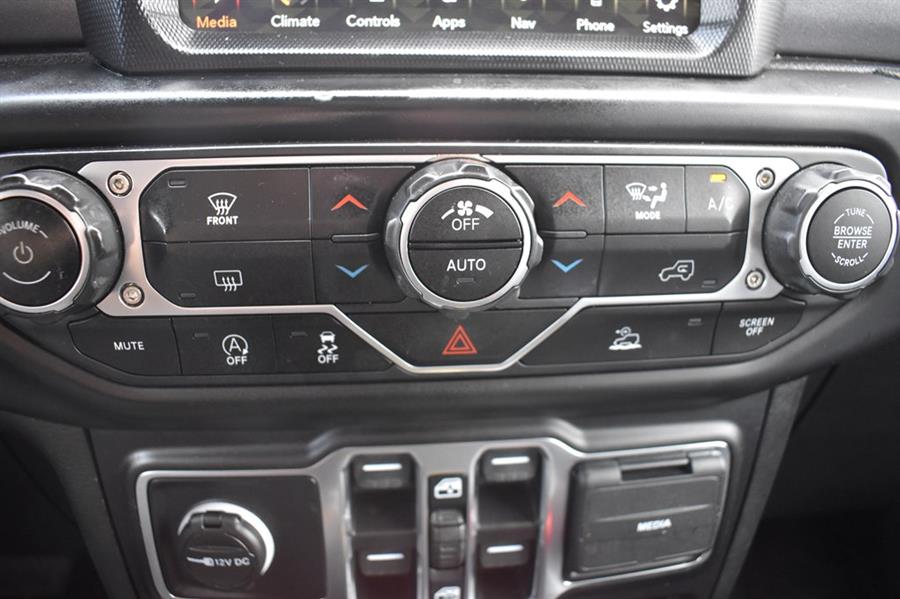 2021 Jeep Gladiator MOJAVE, available for sale in Patchogue, New York | 112 Auto Plaza. Patchogue, New York 2021 Jeep Gladiator MOJAVE, available for sale in Patchogue, New York | 112 Auto Plaza. Patchogue, New York
